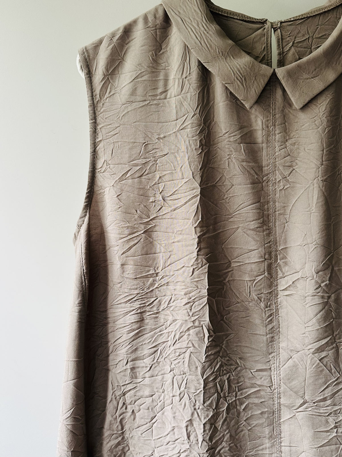 Gal Dress| Clean free flowing dress