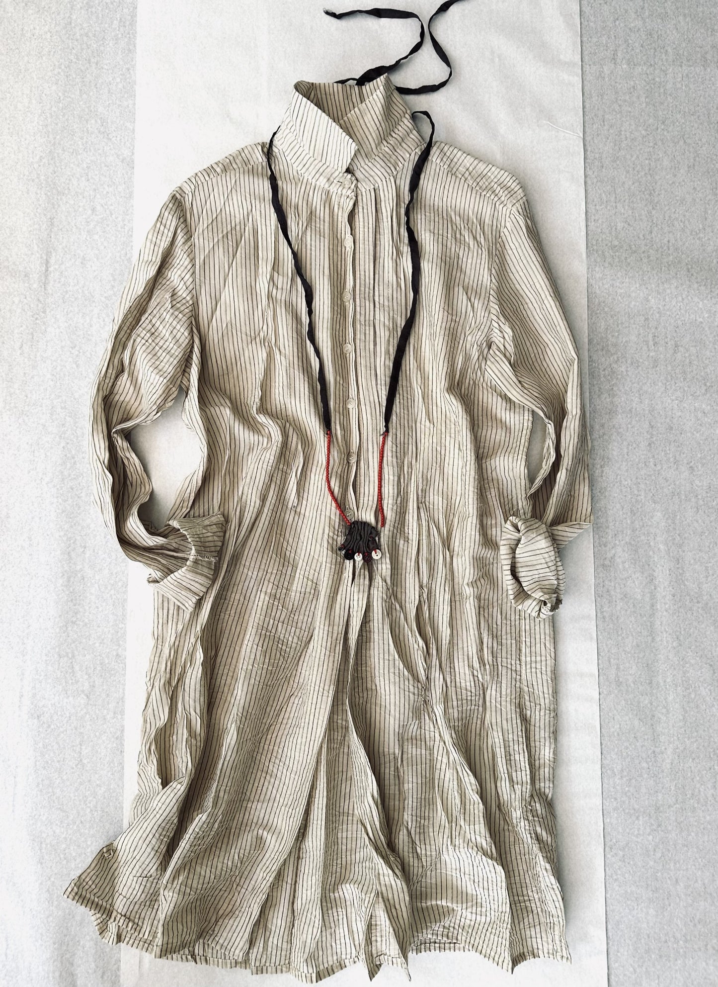 חדש! 268109 שרשרת בד ומשי מפוסלת בעבודת יד של גיל