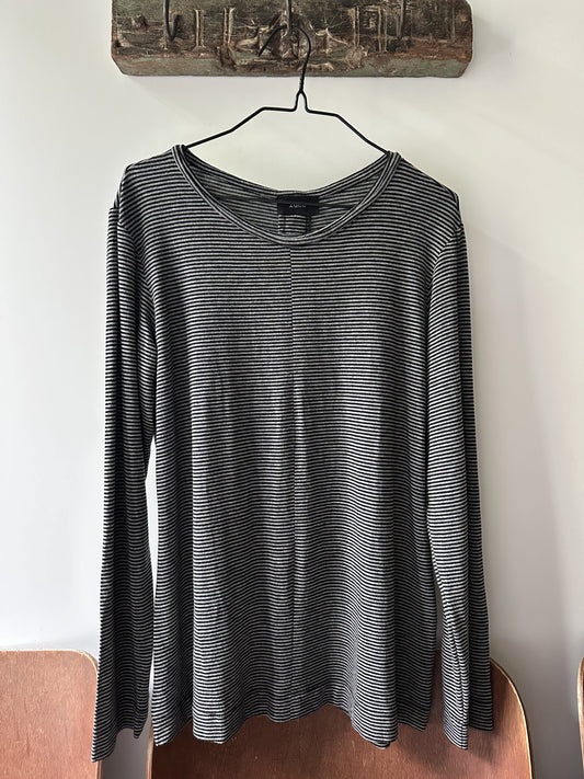 202102 Eveline T-Shirt