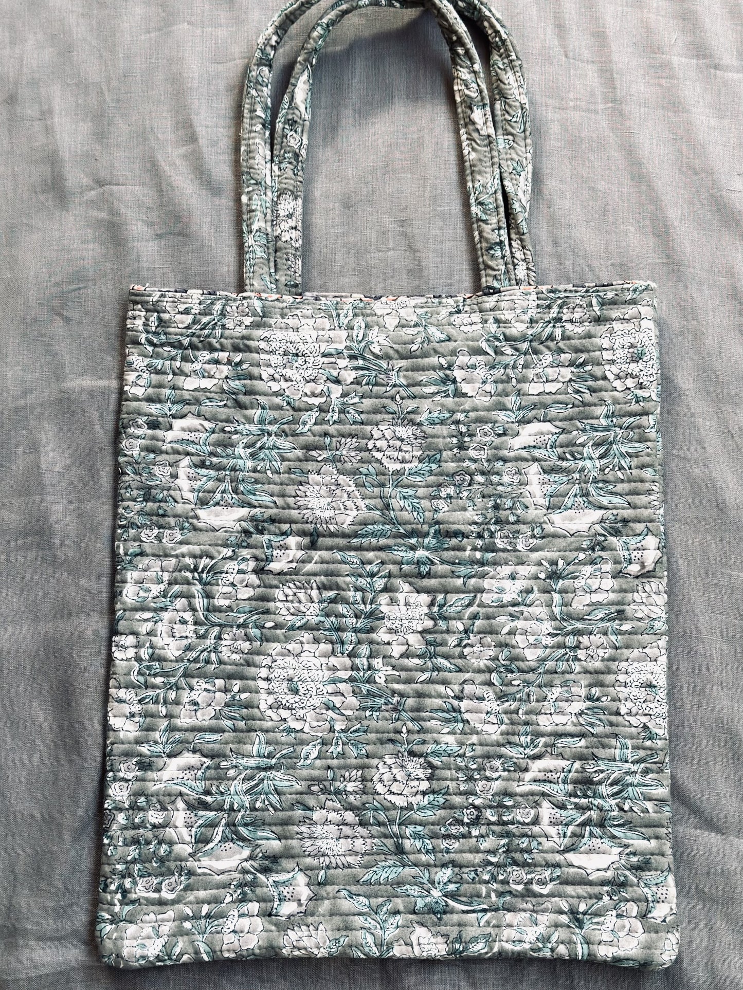218117 Embroidered floral bag