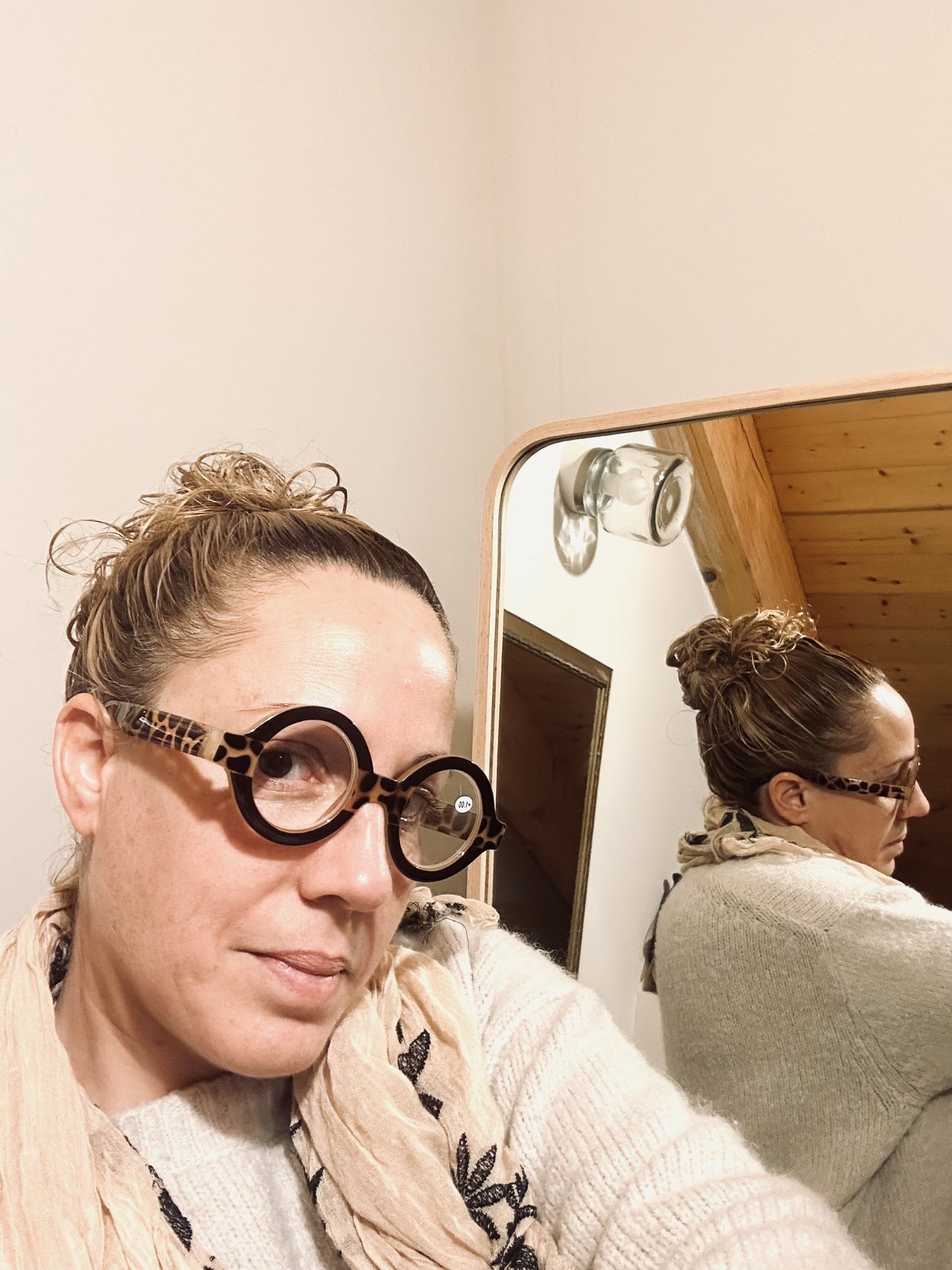248106 Reading glasses
