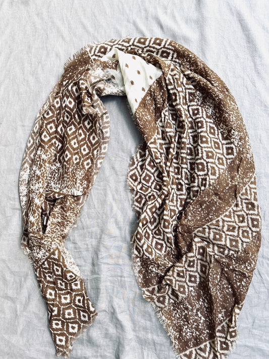 228104 textured shawl