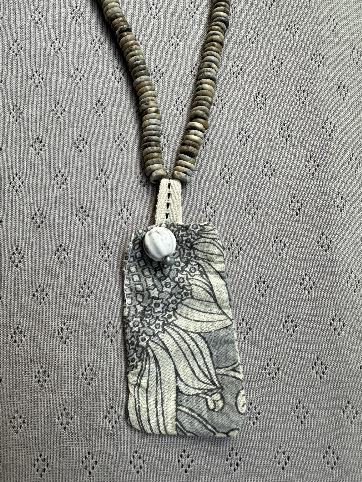 New! 258118 Zohar natural bead necklace