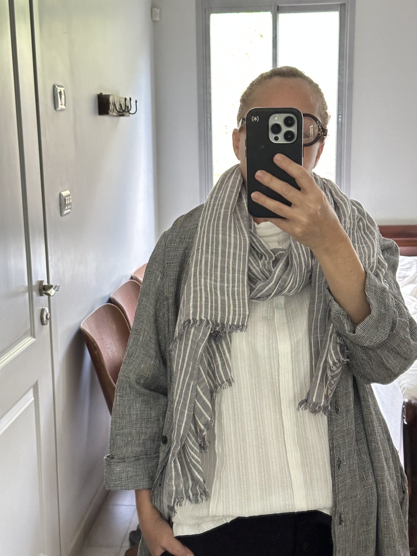 New! Collet 258107 Soft shawl.