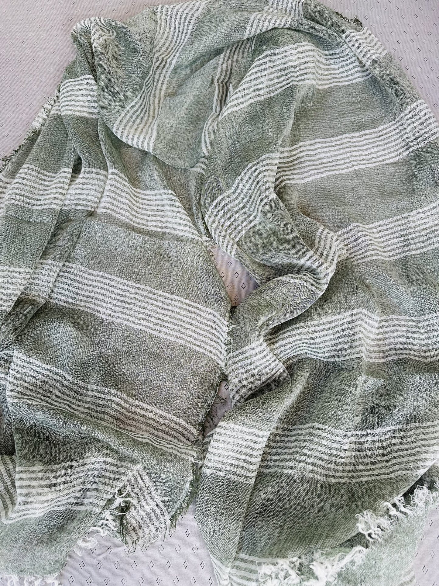 New! Collet 258107 Soft shawl.