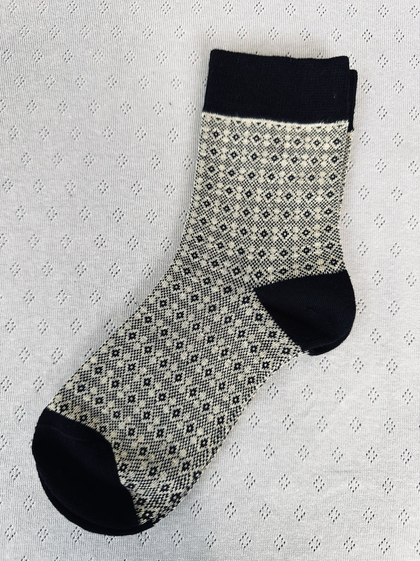 New! 208222 Textured socks
