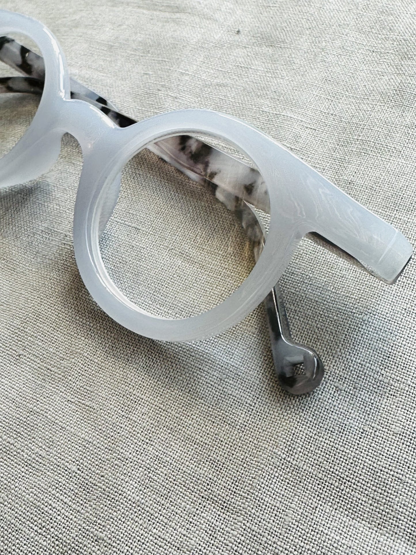 248106 Reading glasses