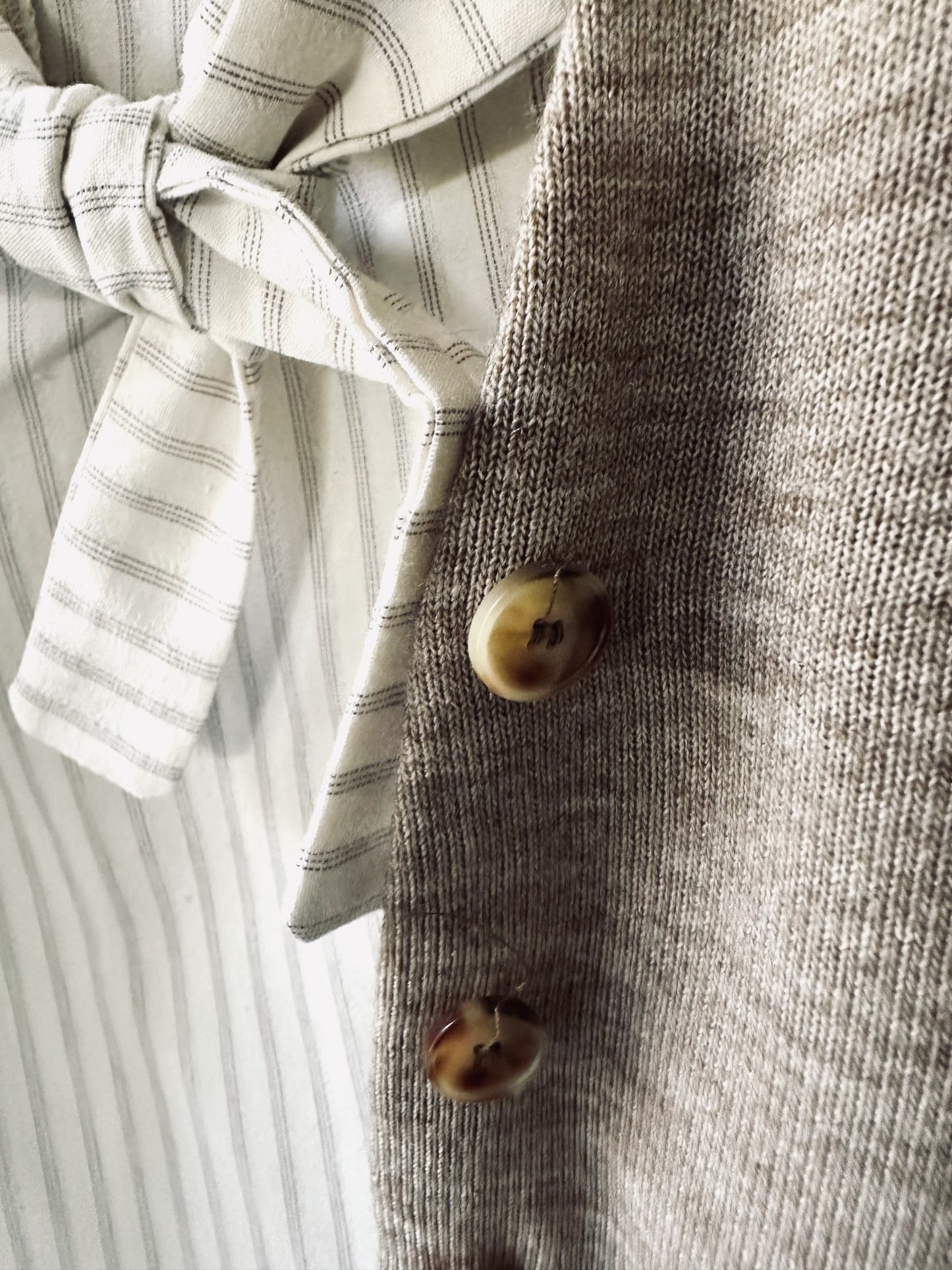 253100 Knit sweater