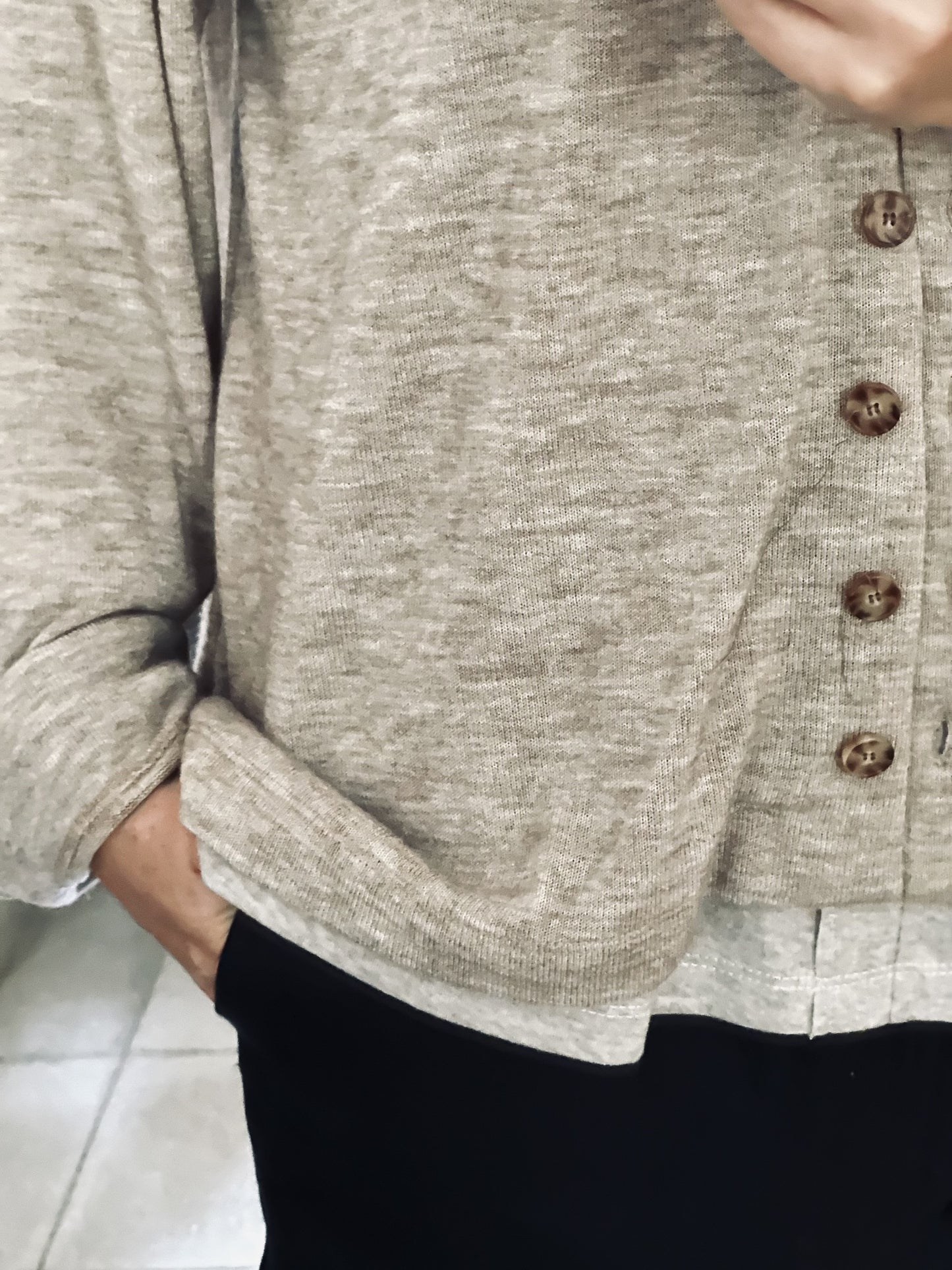 253100 Knit sweater