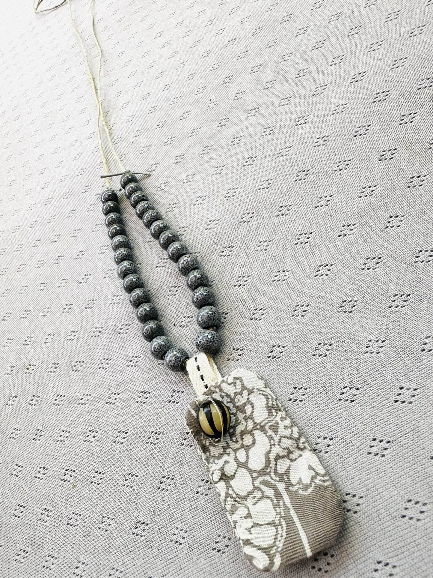 258118 Zohar natural bead necklace