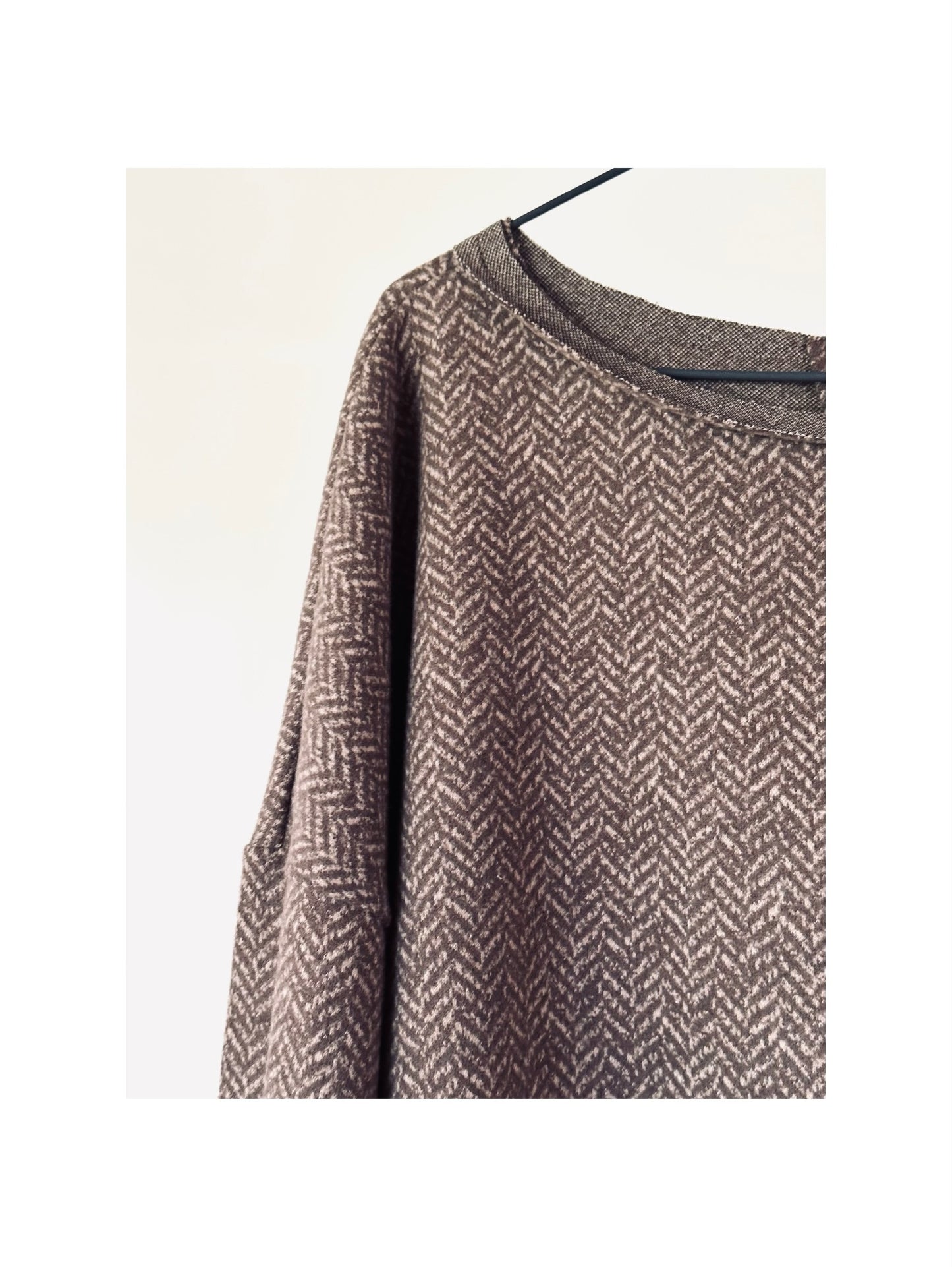 253101 Knit sweatshirt