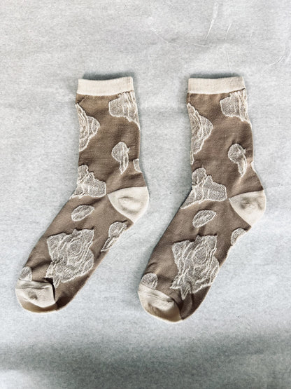 268102 Rose jacquard  socks