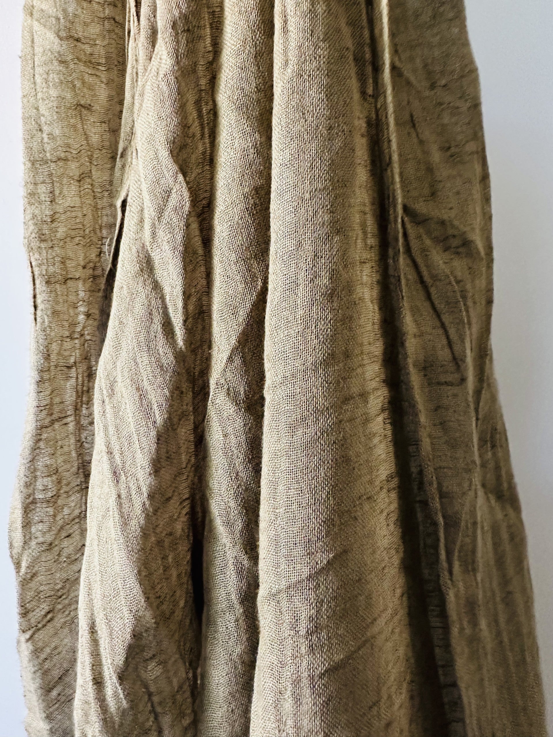 Dune  ethereal linen scarf| lightweight elegance for every season