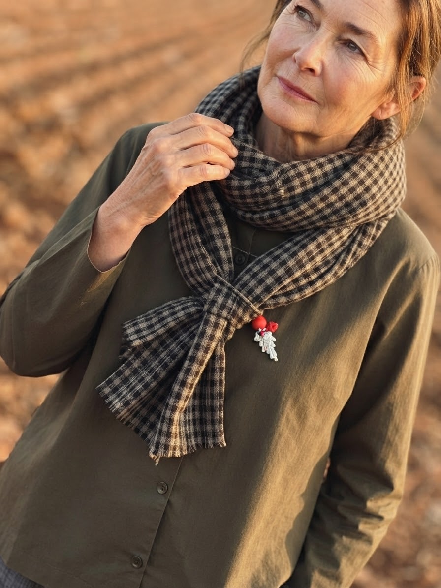 278100 Mist reversible plaid scarf