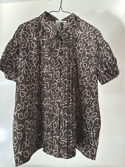 Cindy cotton blouse| buttoned down shirt with distressed ribbon detailing.