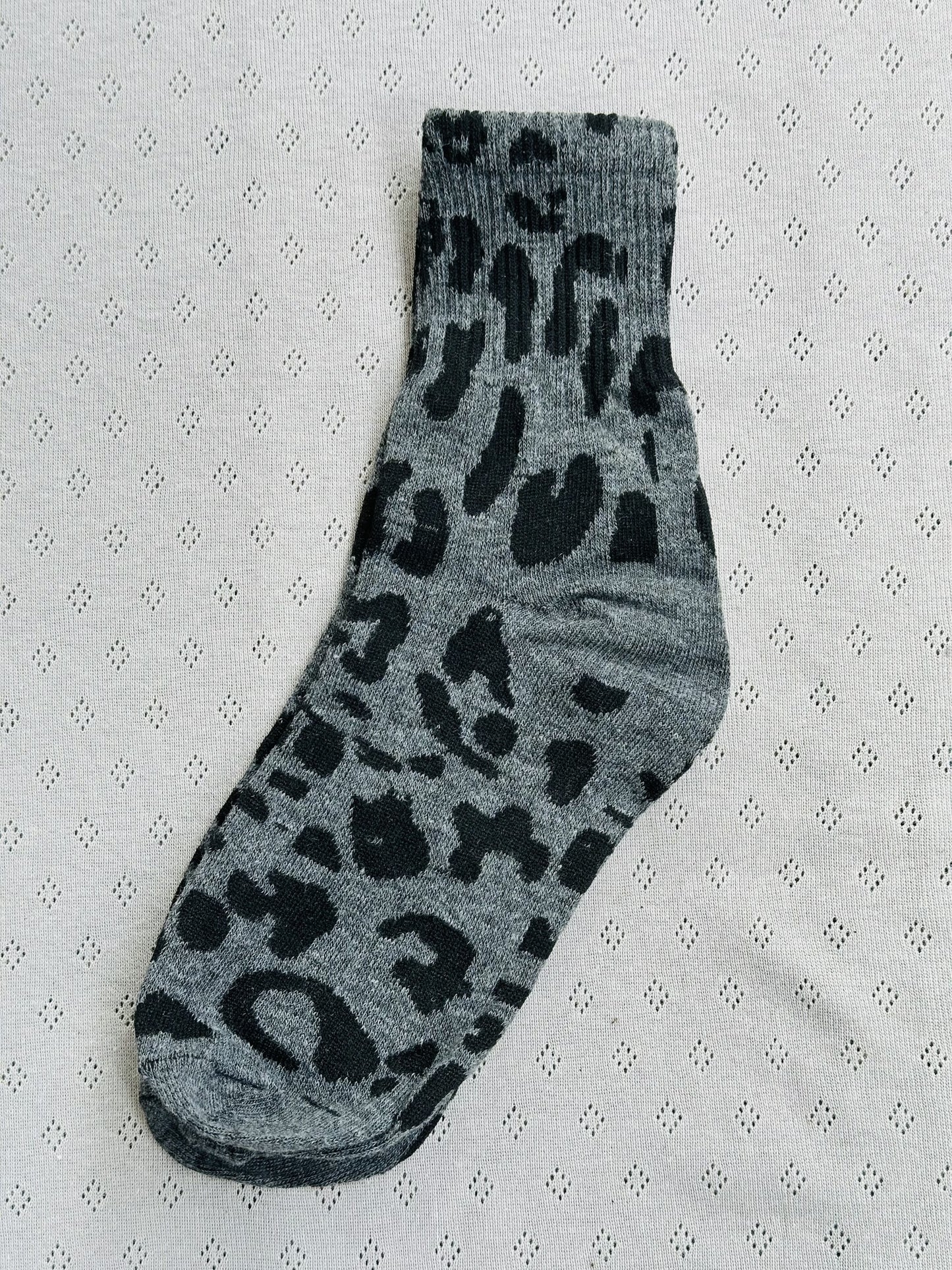 208222 Textured socks