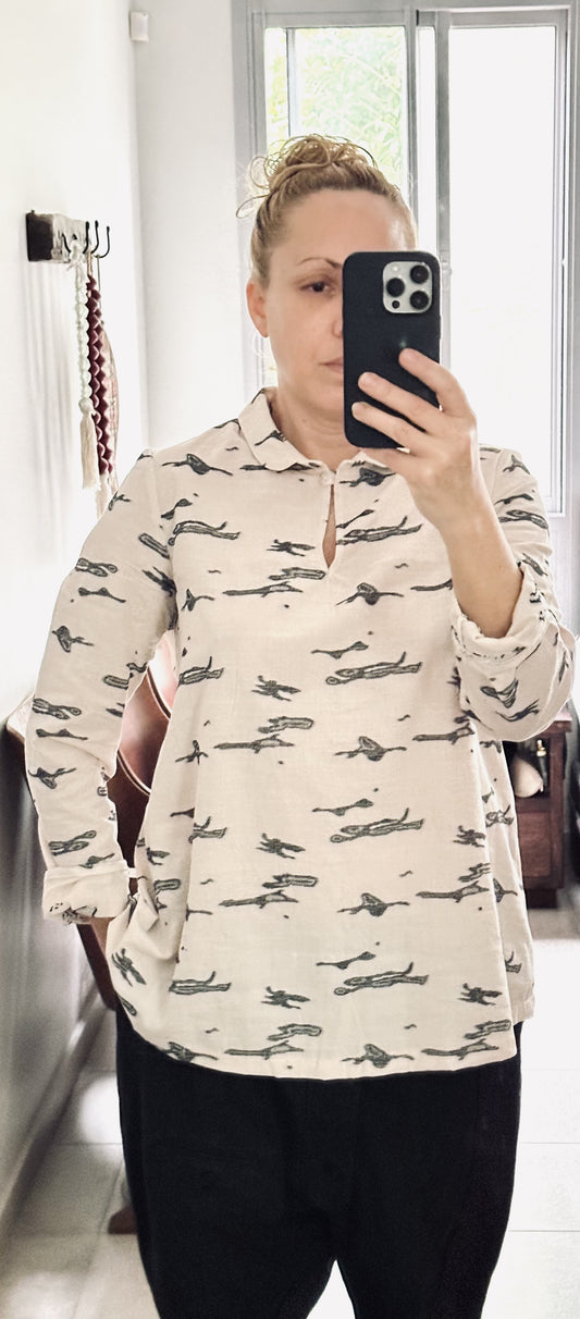 247100 Blouse