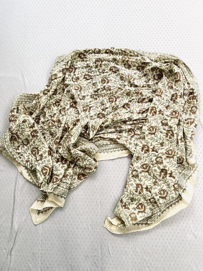 New! 268100 Anais hand made shawl