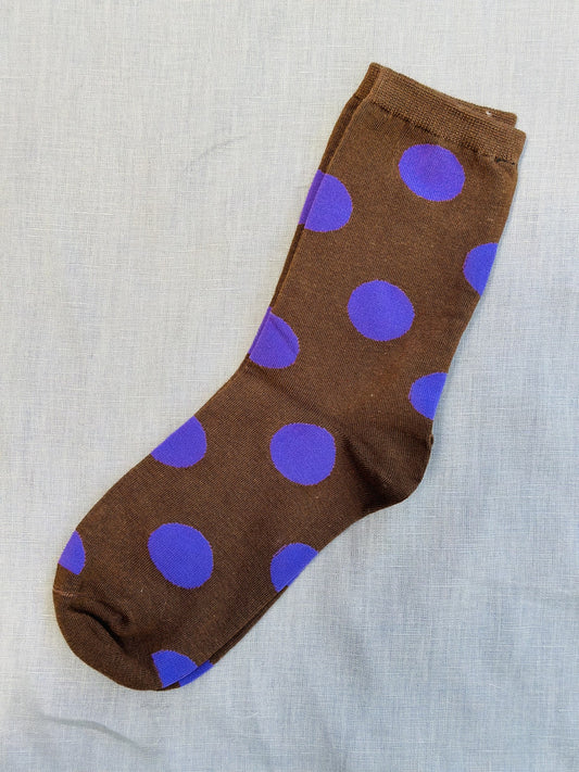 208222 dotted socks