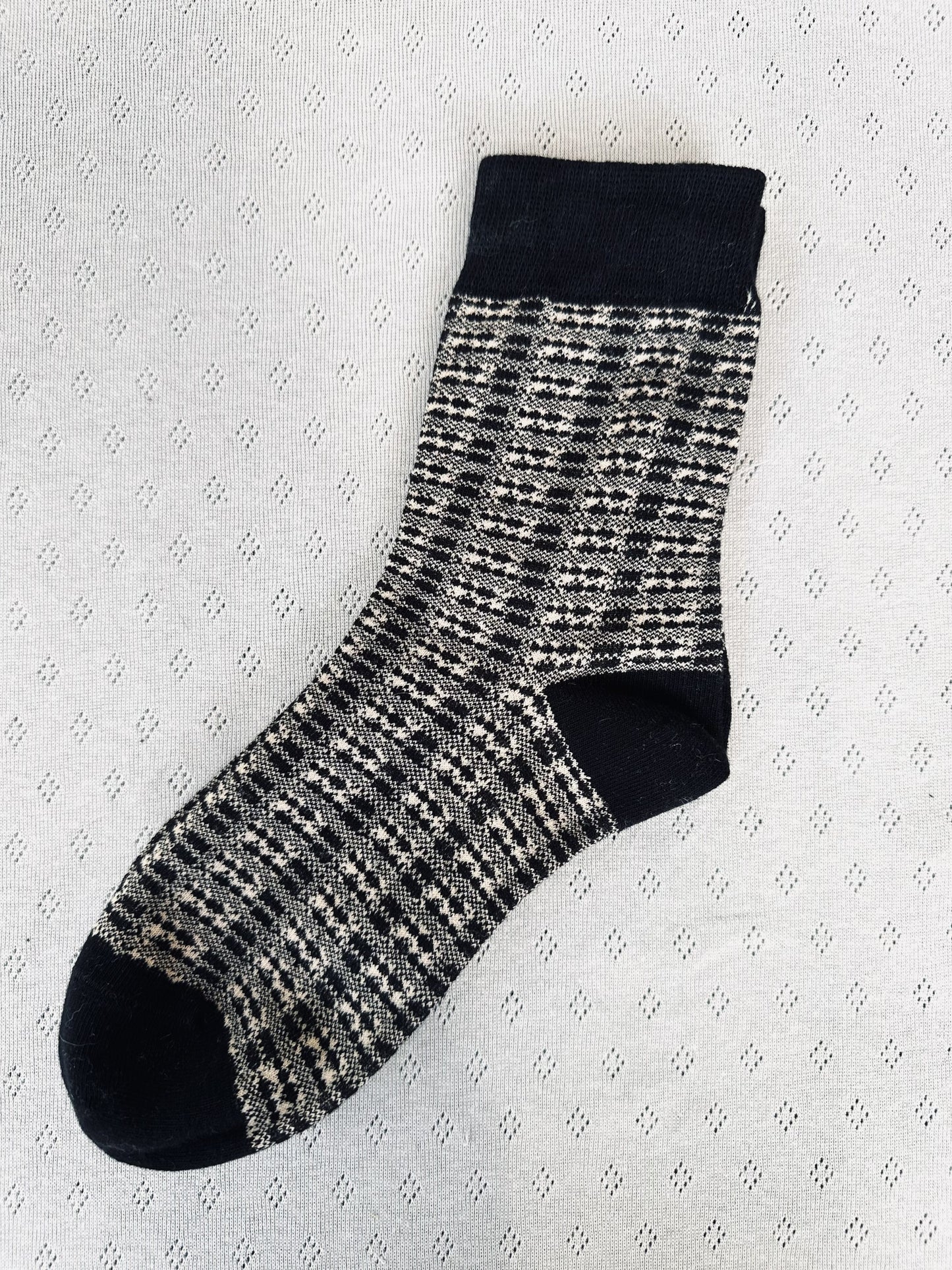 New! 208222 Textured socks
