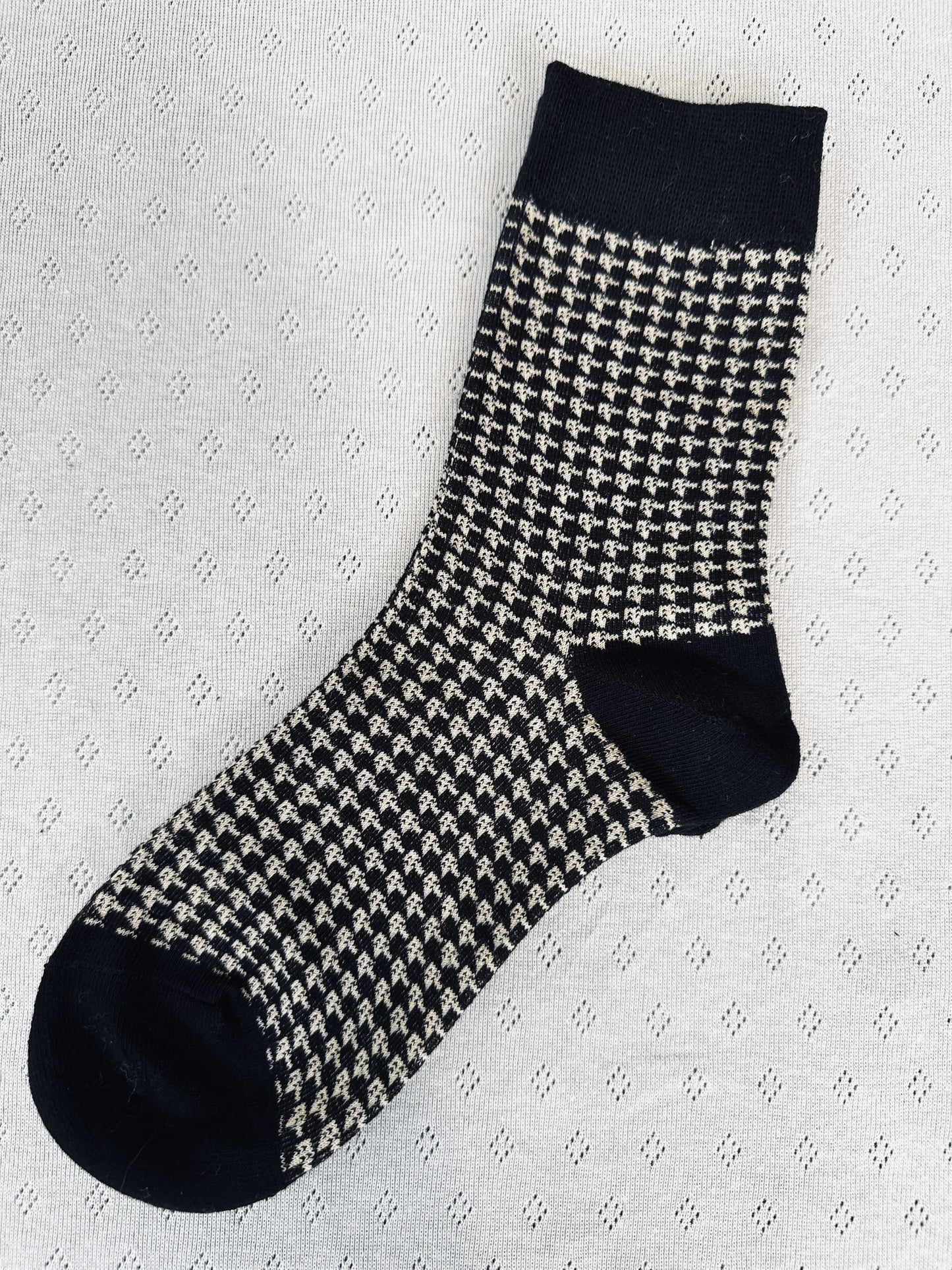 New! 208222 Textured socks