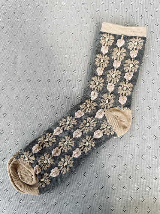 חדש! 268102 רוז, גרבי ז'אקרד פרחוניות