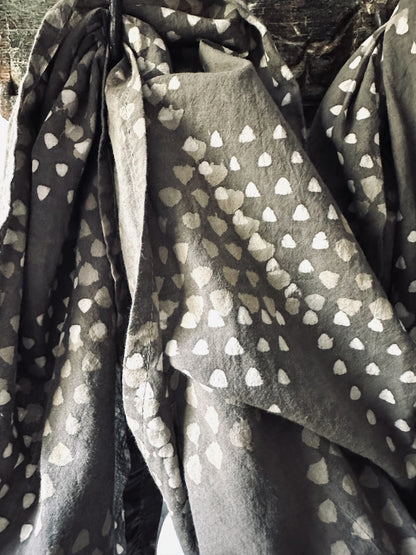 248109 Cotton textural scarf