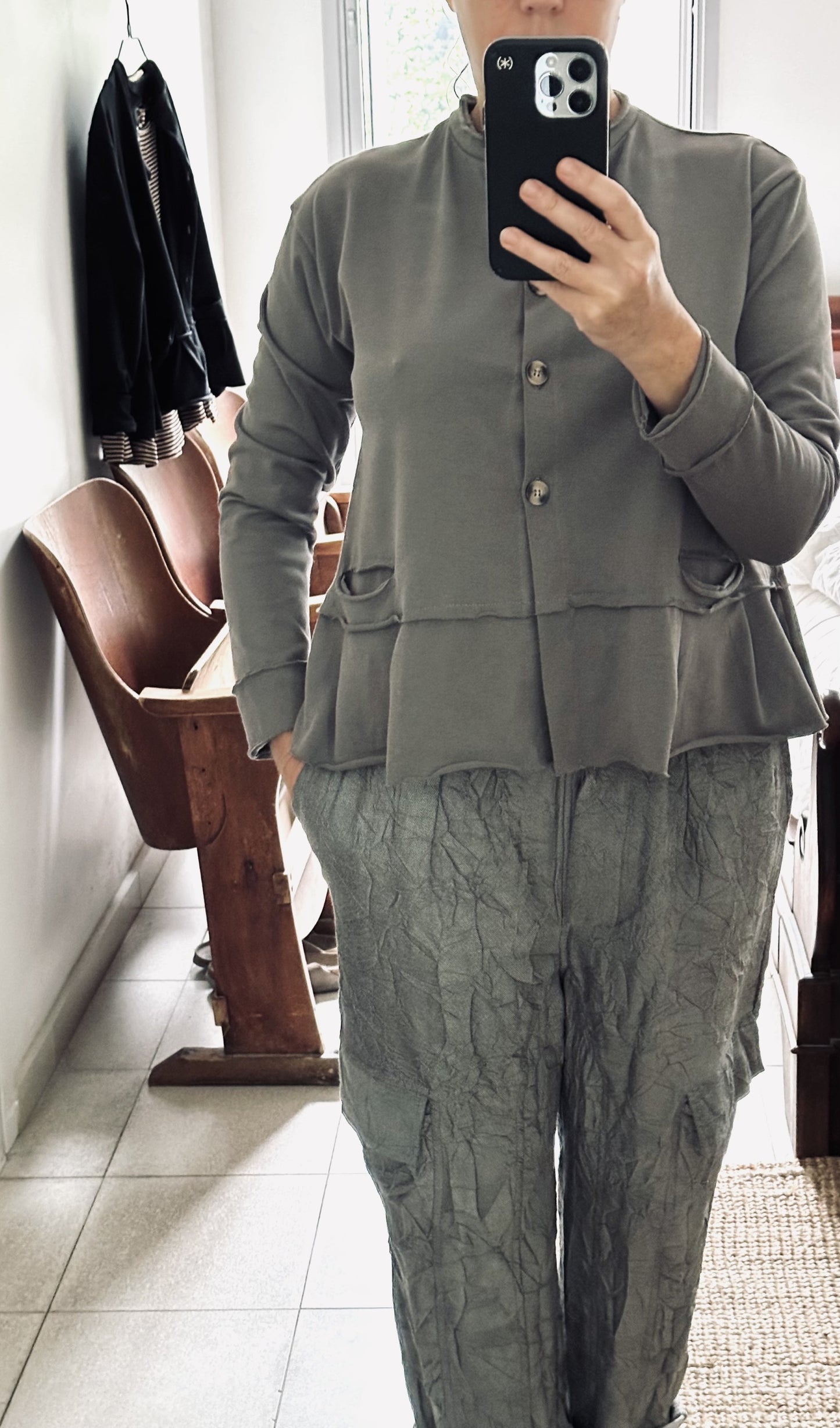 חדש! 225102 תיא ג'קט סוודר