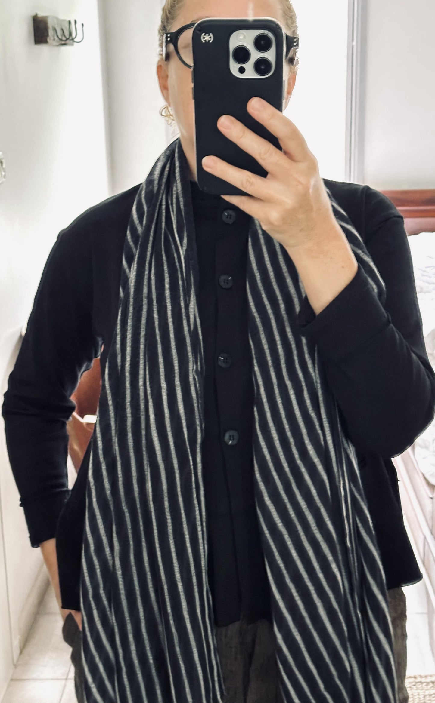 חדש! 225102 תיא ג'קט סוודר