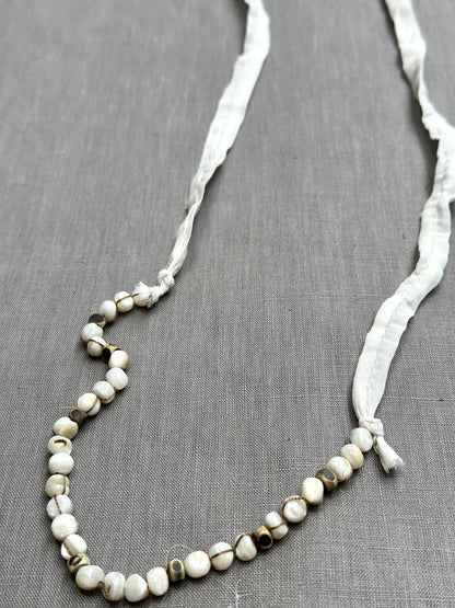 New! 238119 Natural water pearl necklace.