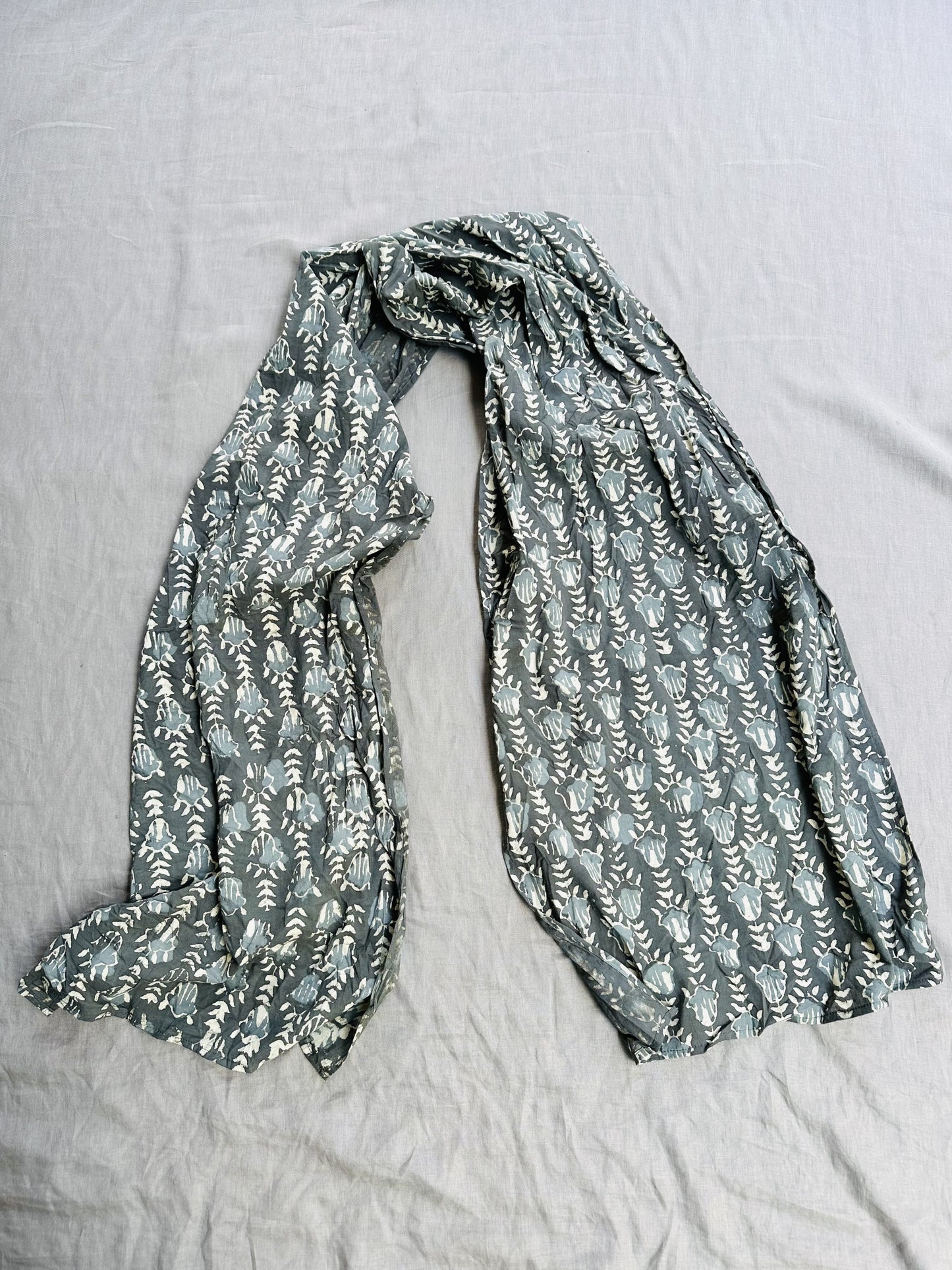 New! 248109 Cotton textural scarf