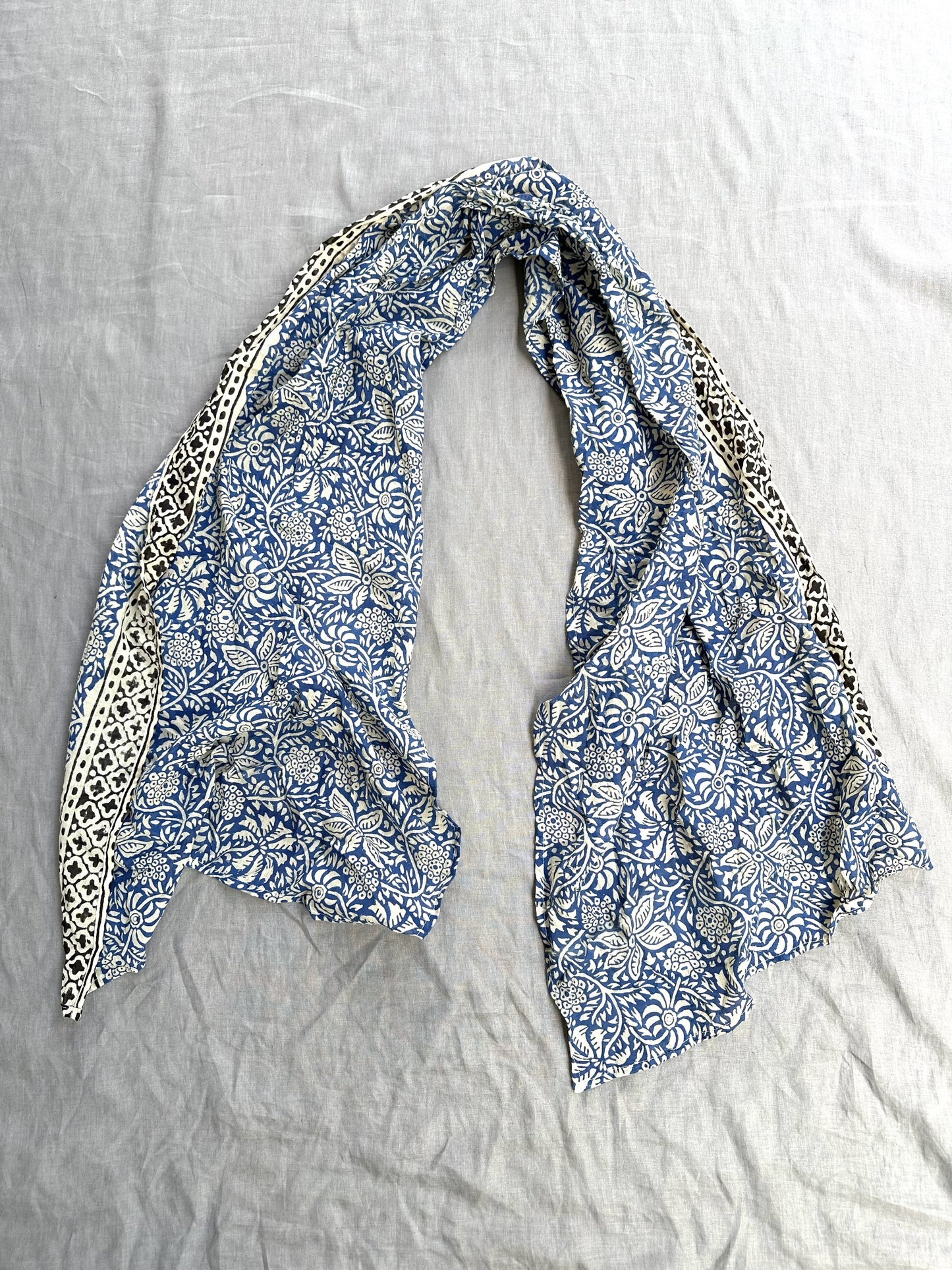 New! 248109 Cotton textural scarf