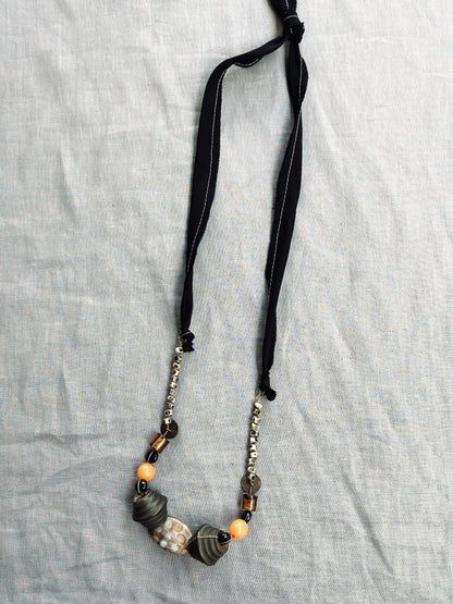 New! 258104 Antique neacklace