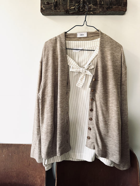 253100 Knit sweater
